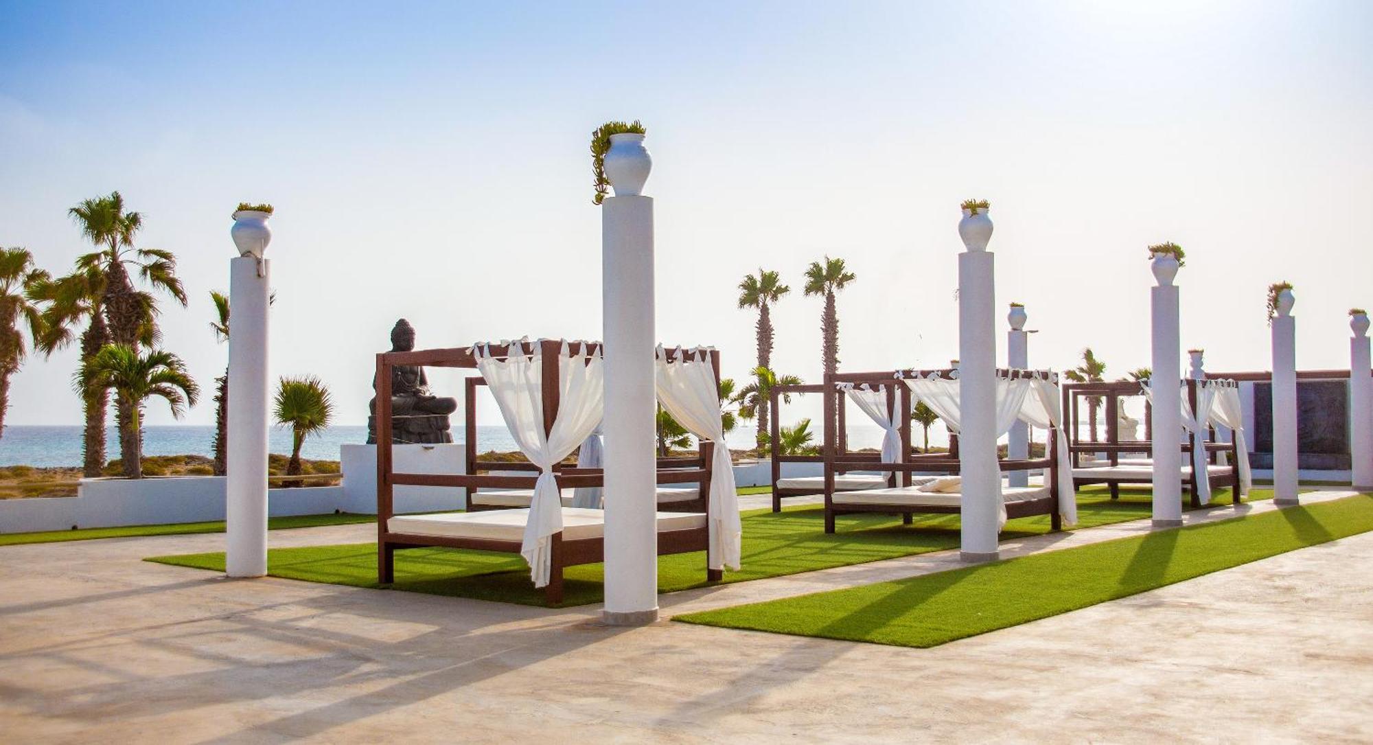 Hotel Livvo Budha Beach Санта-Марія Екстер'єр фото